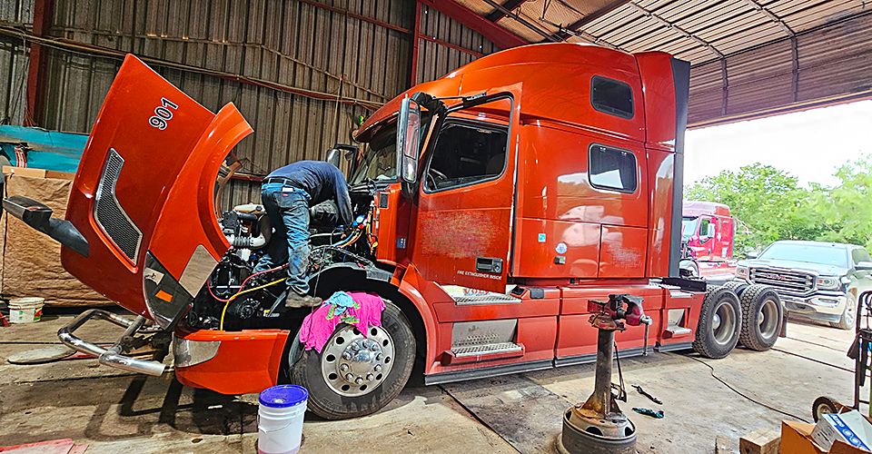 Volvo VNL 860 at Salazar Semi-Truck Repair in Dallas TX